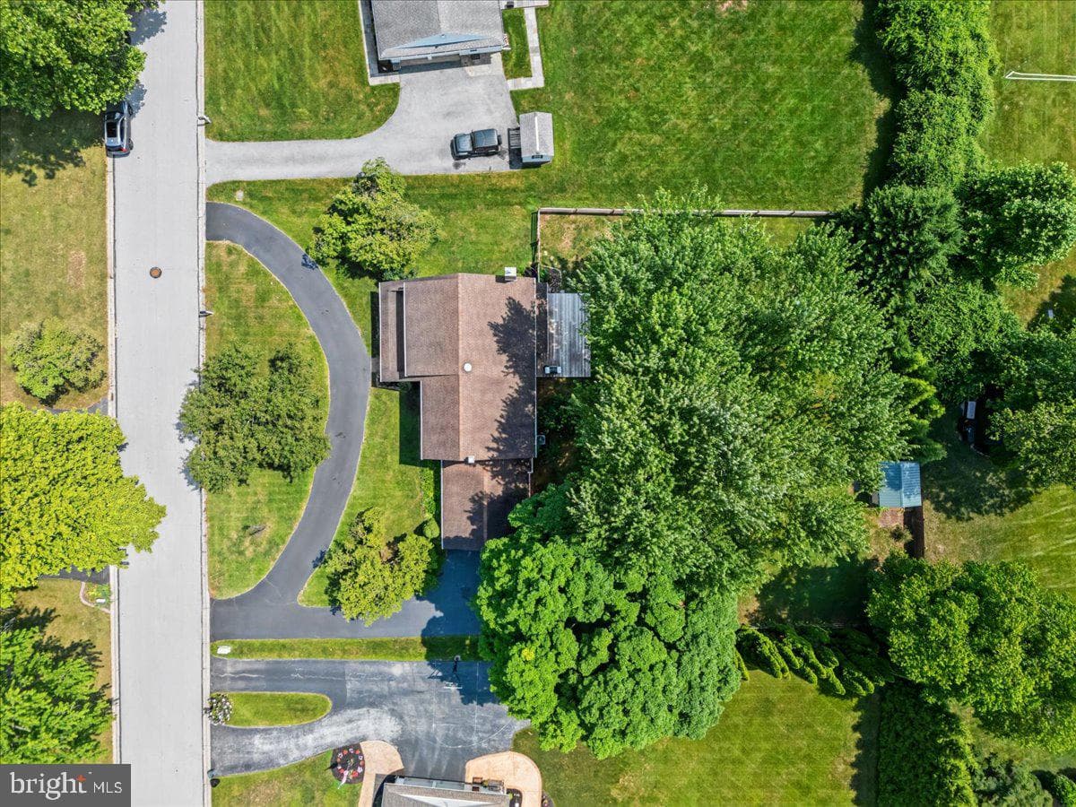 1532 Anne Drive photo 44