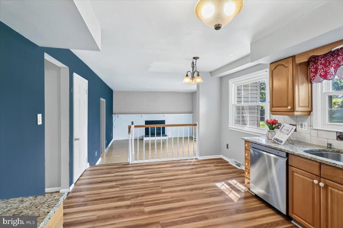 1532 Anne Drive photo 9