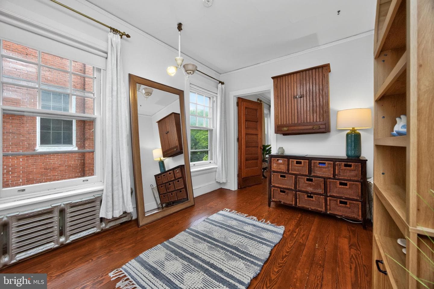 20 W Barnard Street photo 28