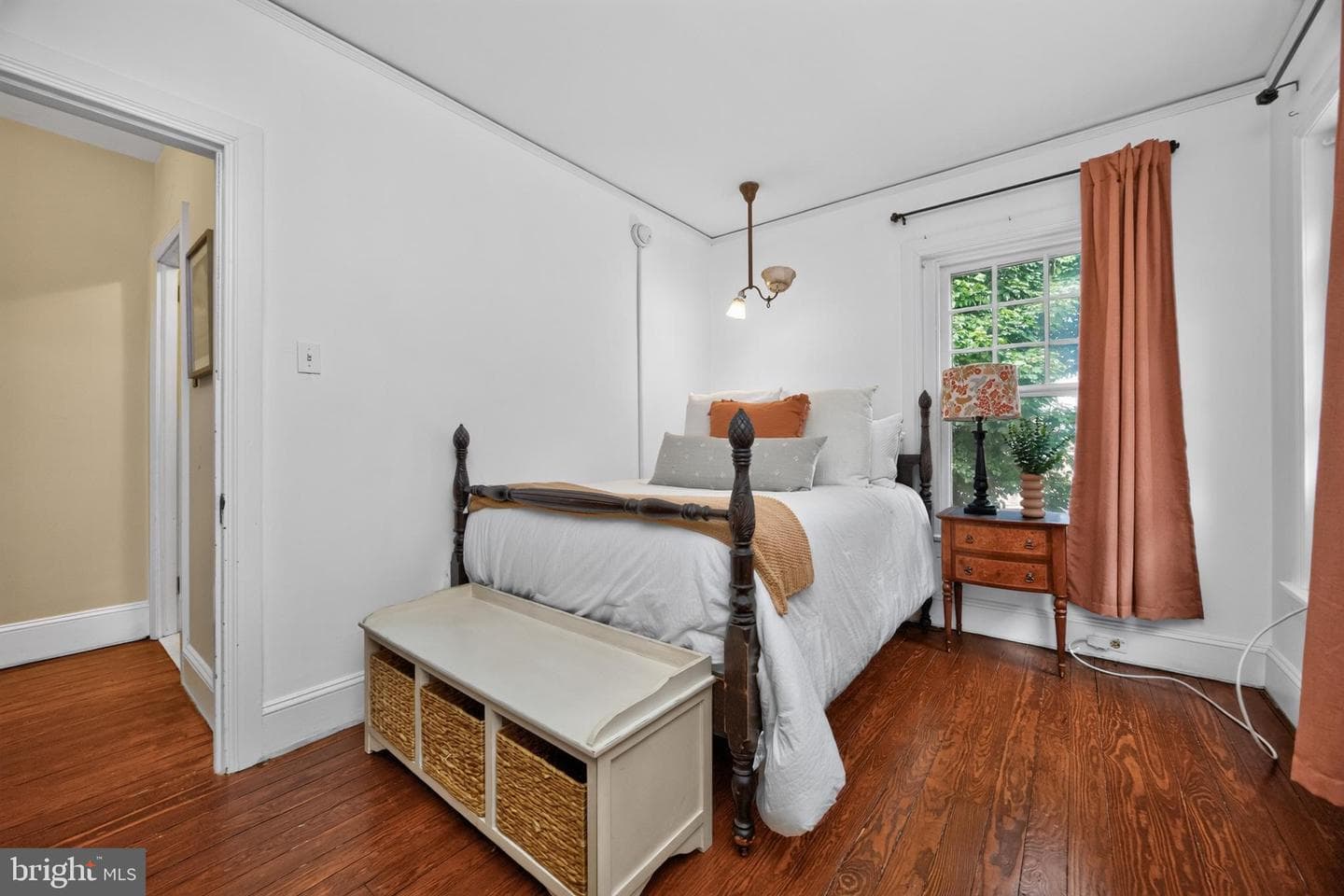 20 W Barnard Street photo 31