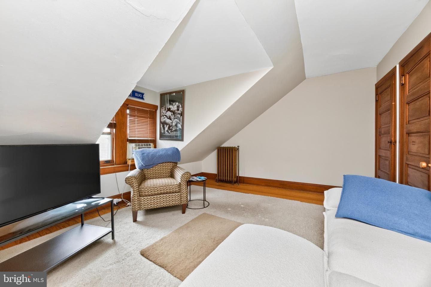 20 W Barnard Street photo 37