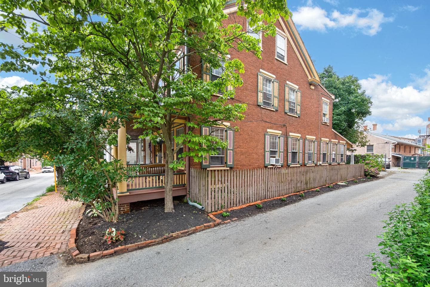20 W Barnard Street photo 45