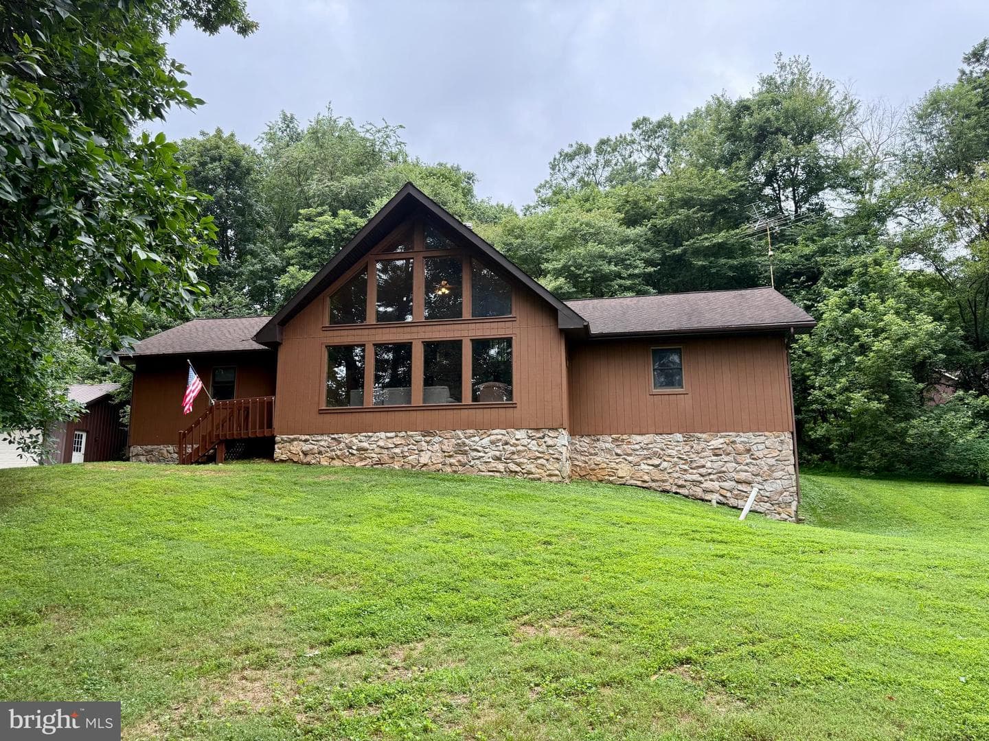946 Street Road photo 6
