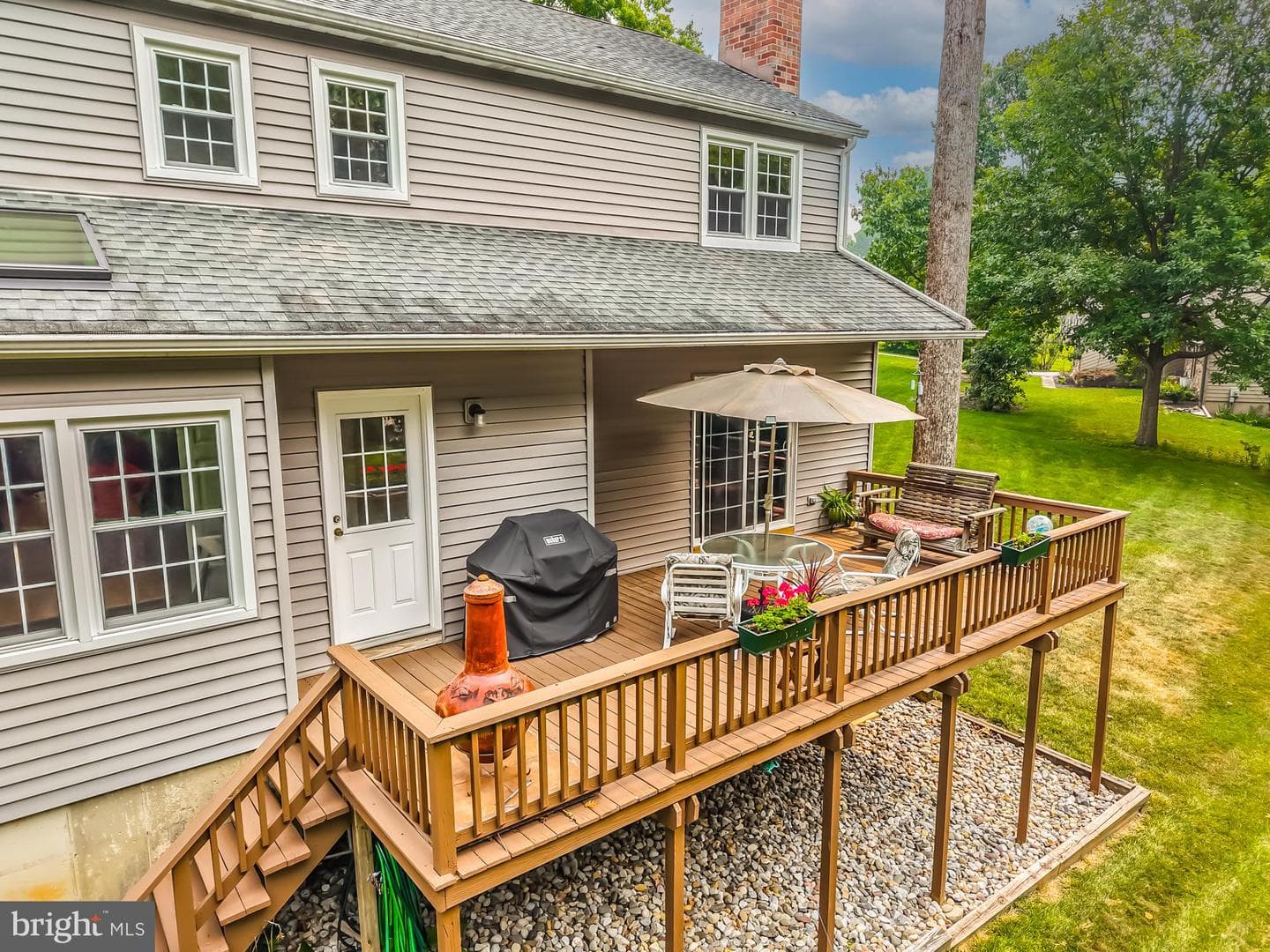 1466 Grove Avenue photo 17