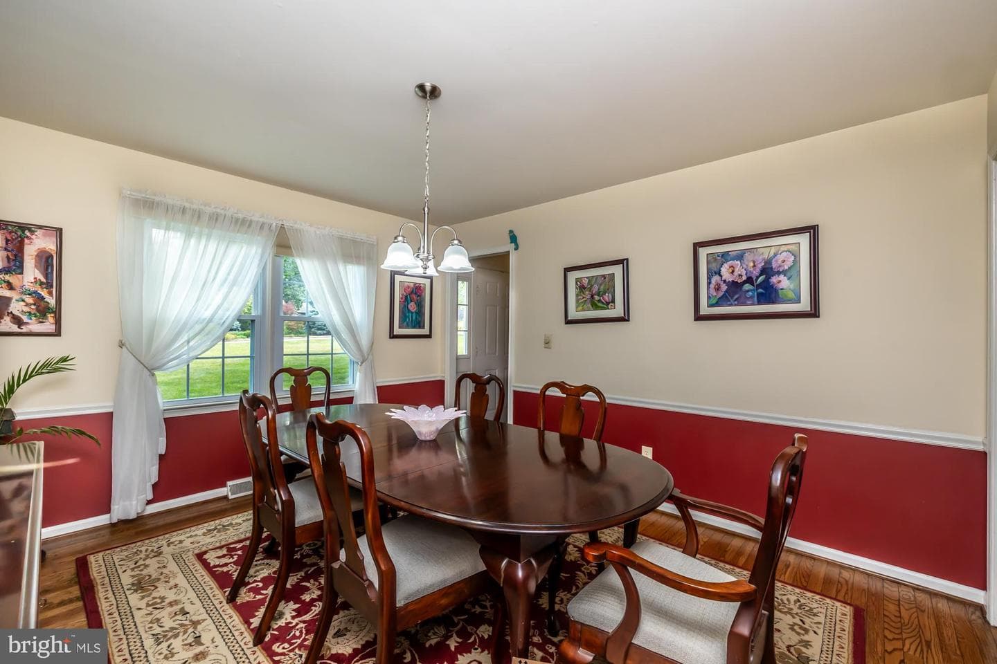 1466 Grove Avenue photo 26