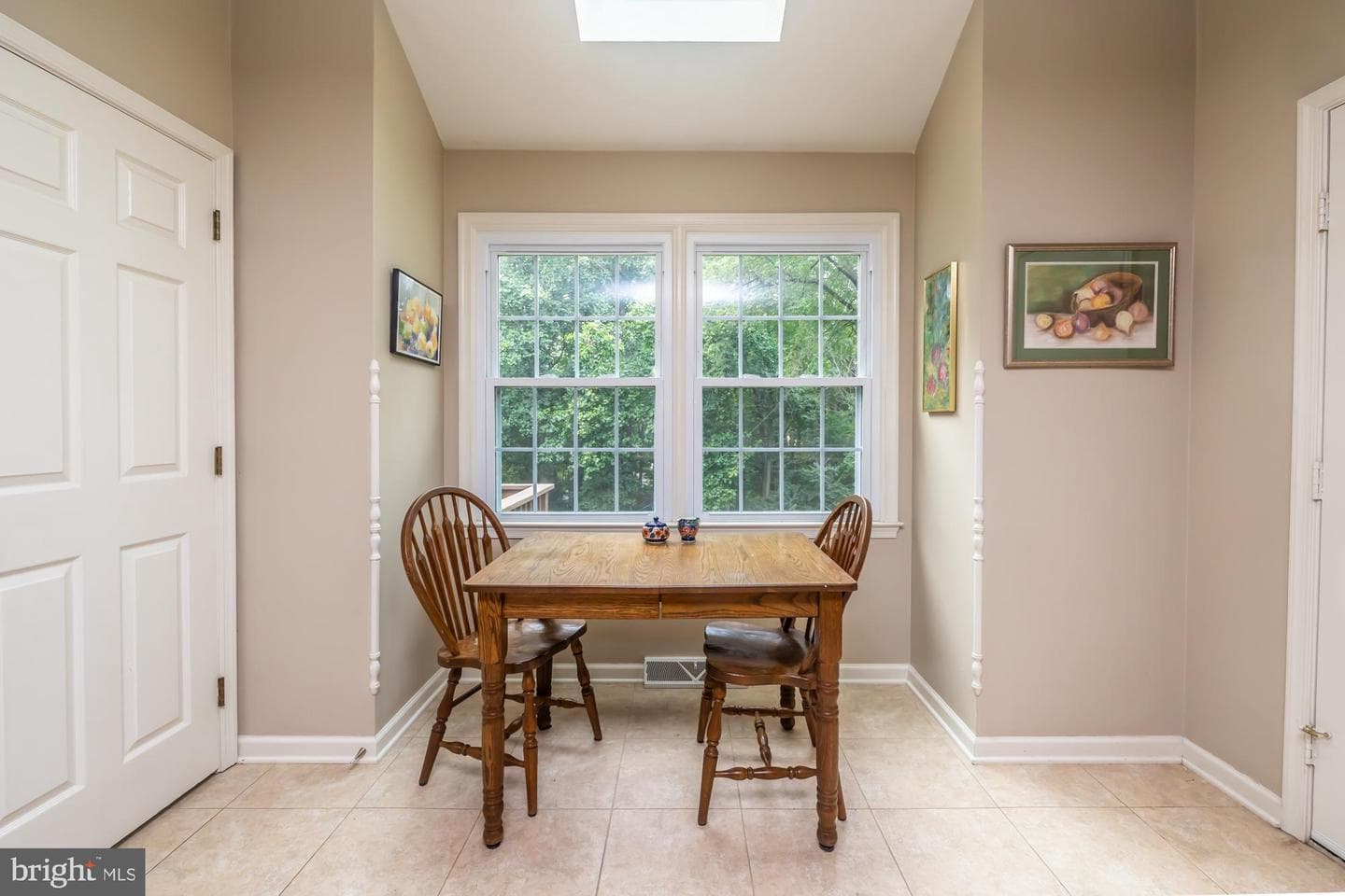 1466 Grove Avenue photo 32