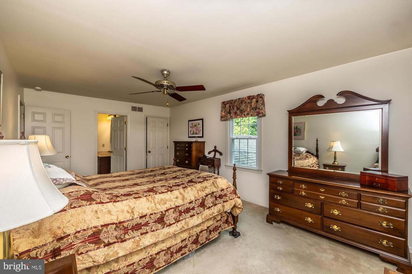 1466 Grove Avenue photo 42