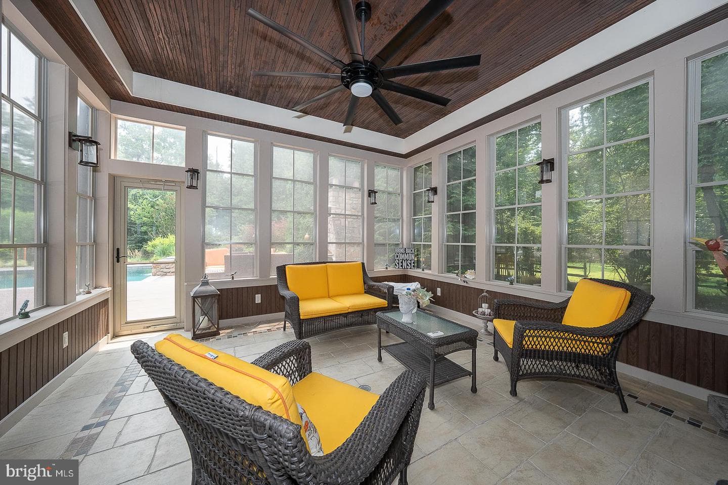 2048 Buttonwood Road photo 31