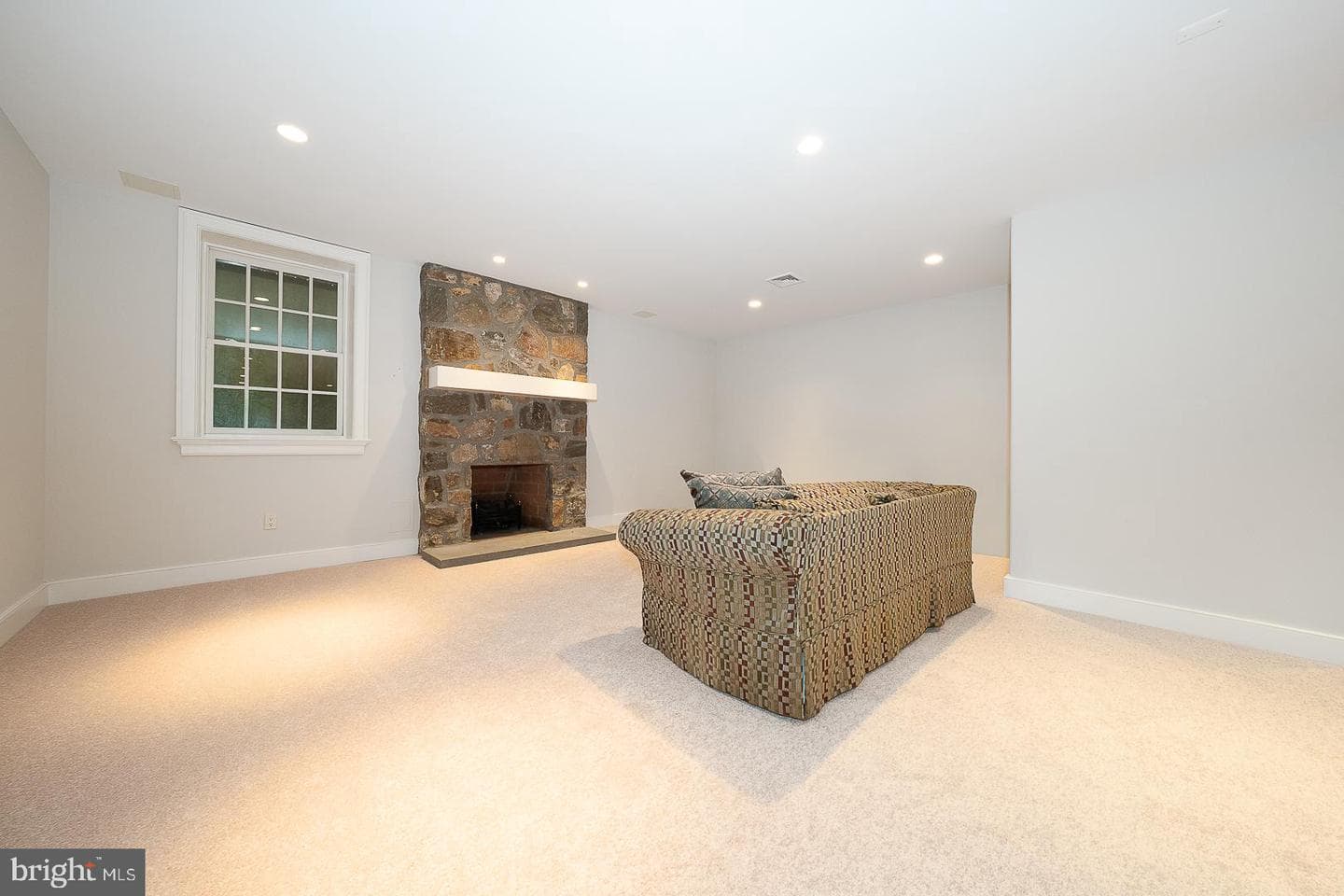 2048 Buttonwood Road photo 64