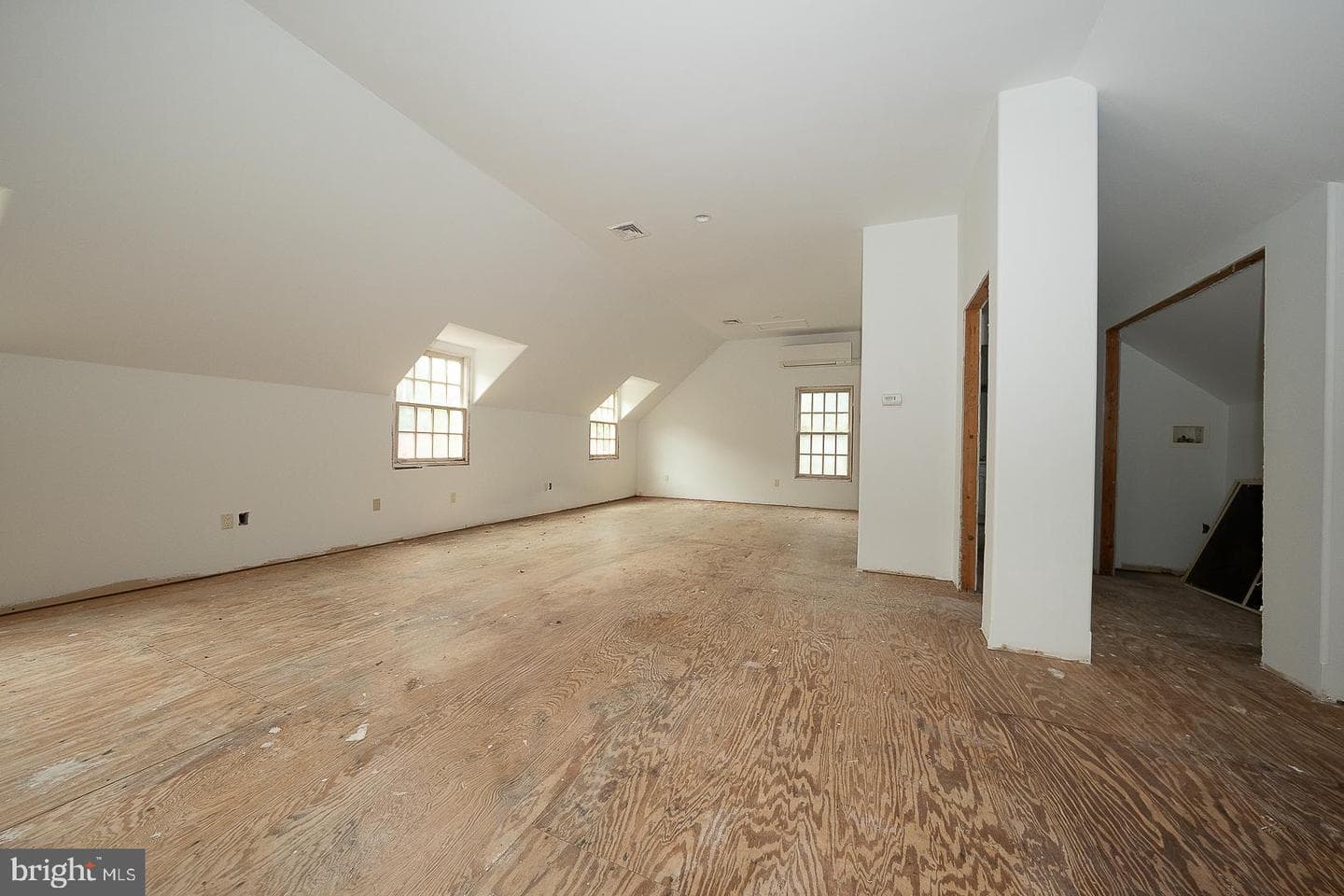 2048 Buttonwood Road photo 68