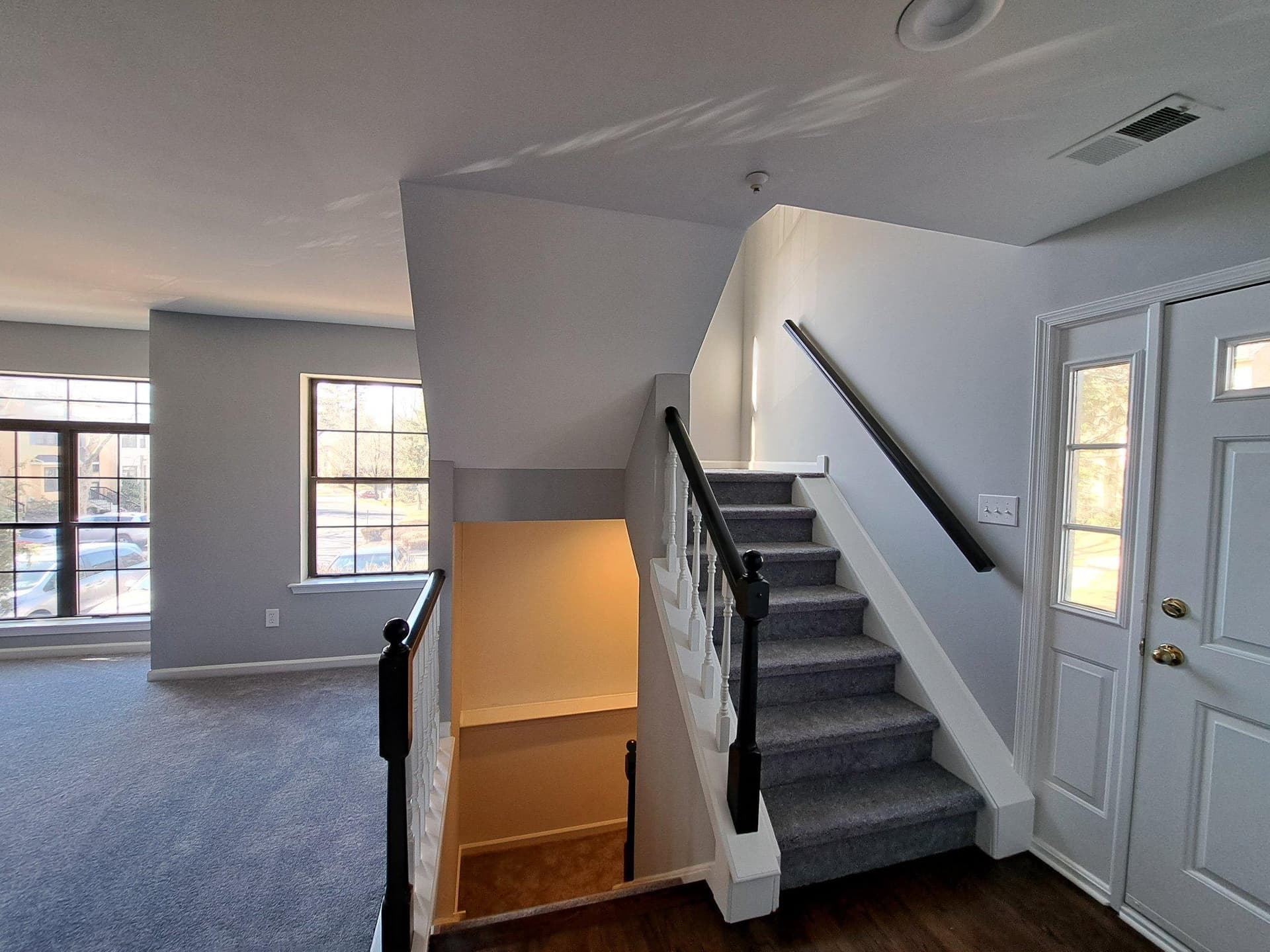1456 Chestnut Court photo 5