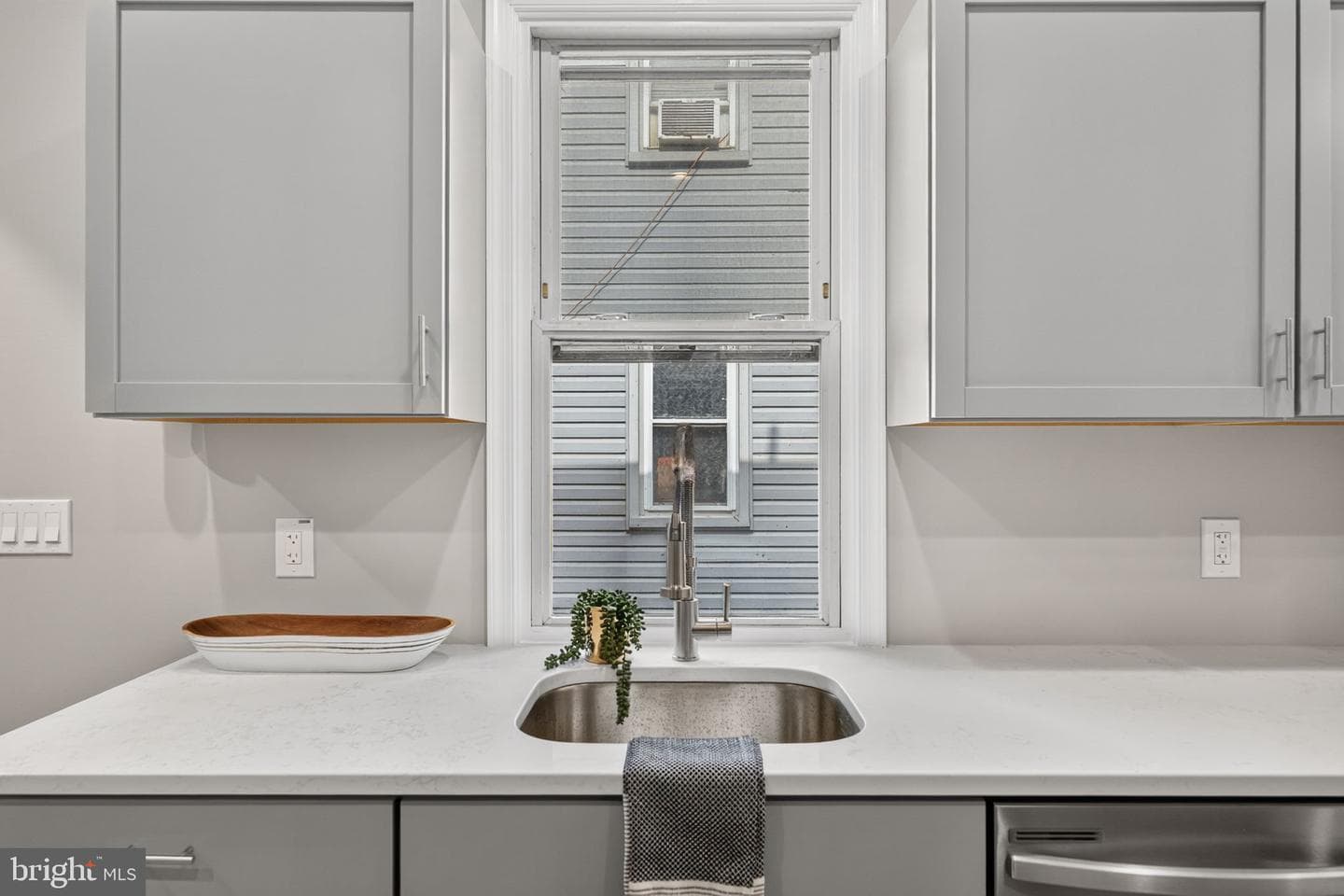 123 Jefferson Avenue photo 13