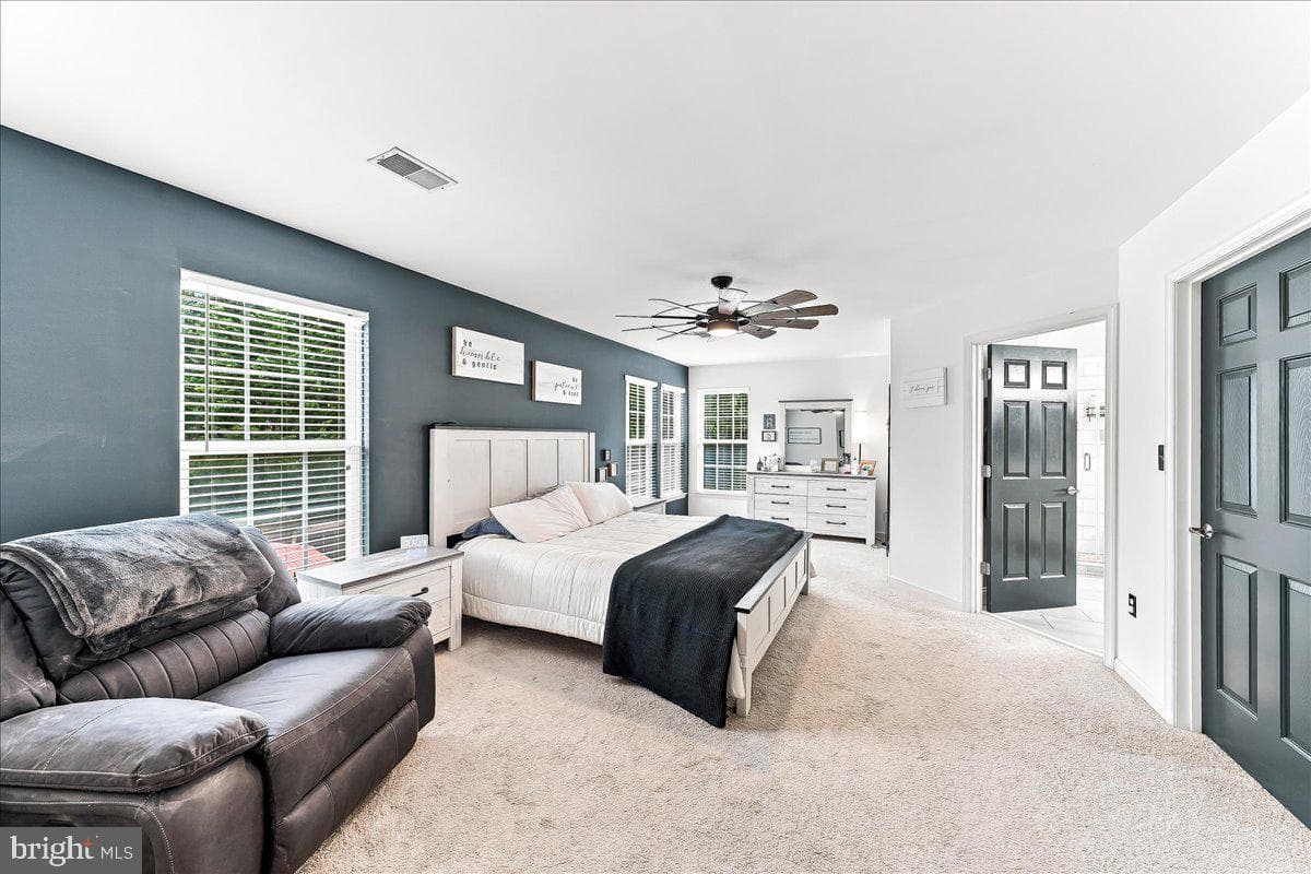 40 Caversham Drive photo 20