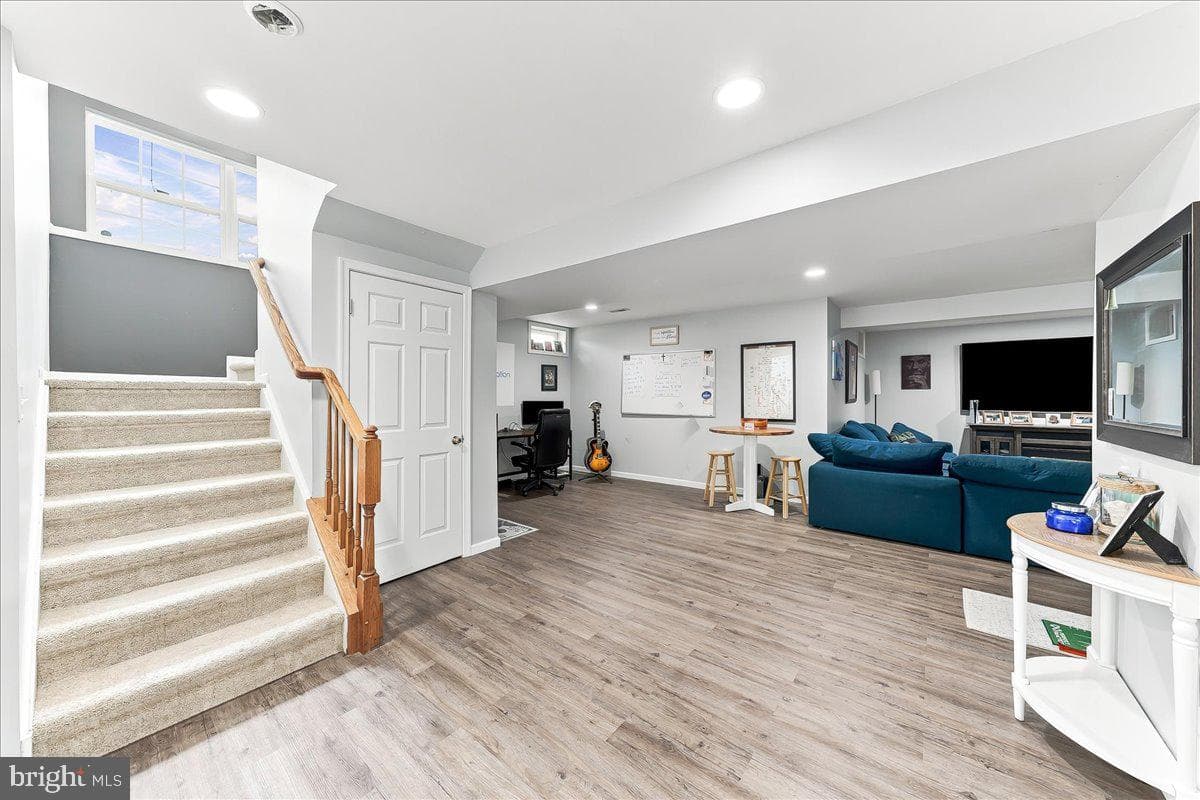 40 Caversham Drive photo 31