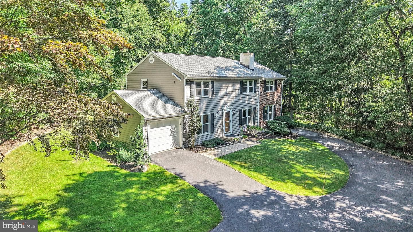 1392 Reservoir Road photo 1