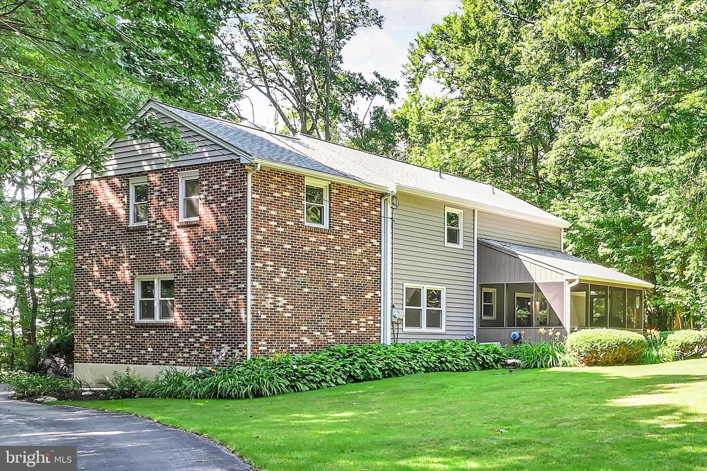 1392 Reservoir Road photo 9