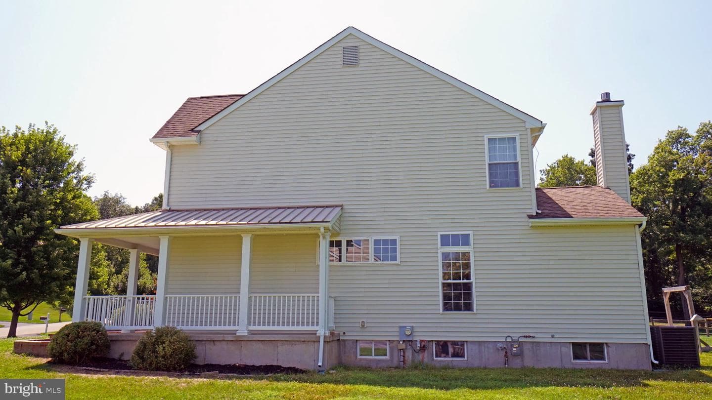 412 Buttonwood Lane photo 7