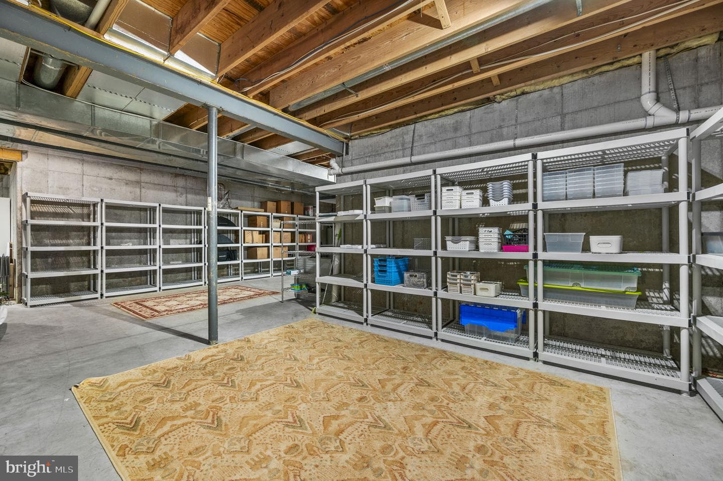 410 Misak Drive photo 32