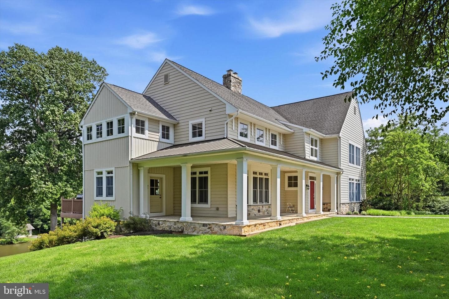 1690 S Glenside Road photo 2