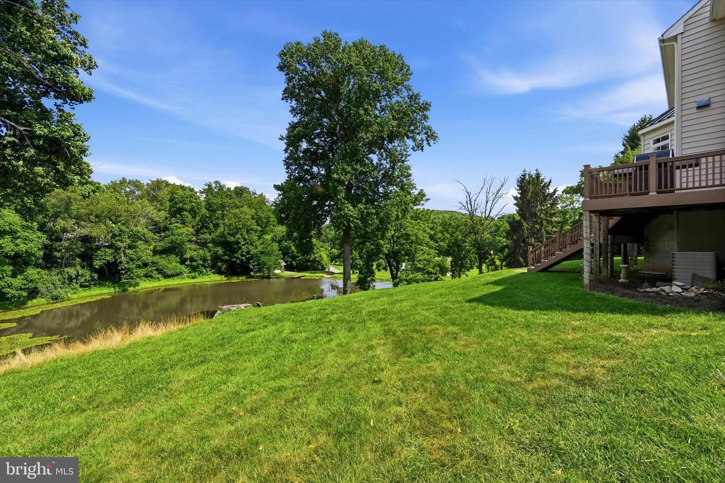 1690 S Glenside Road photo 44