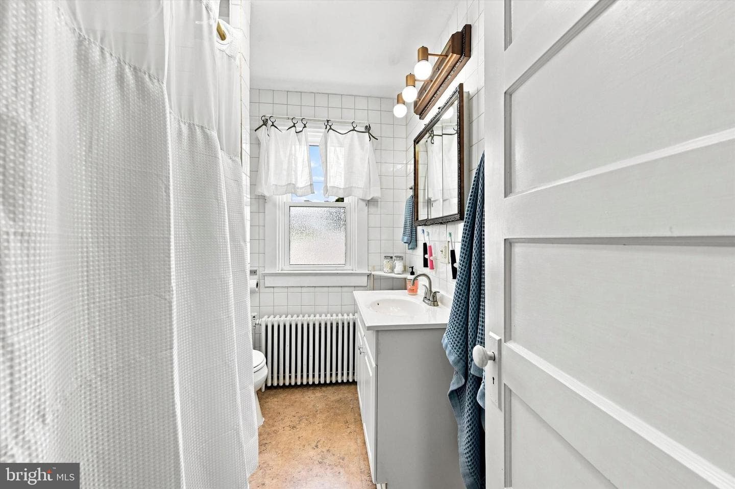 302 William Street photo 23