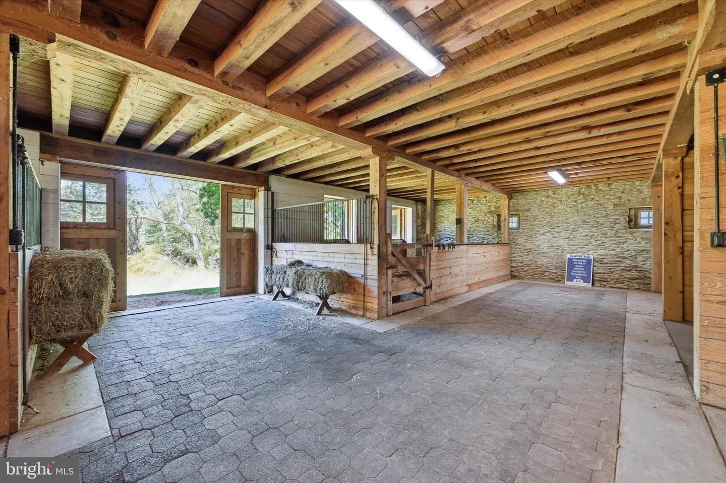 2275 Strasburg Road photo 11