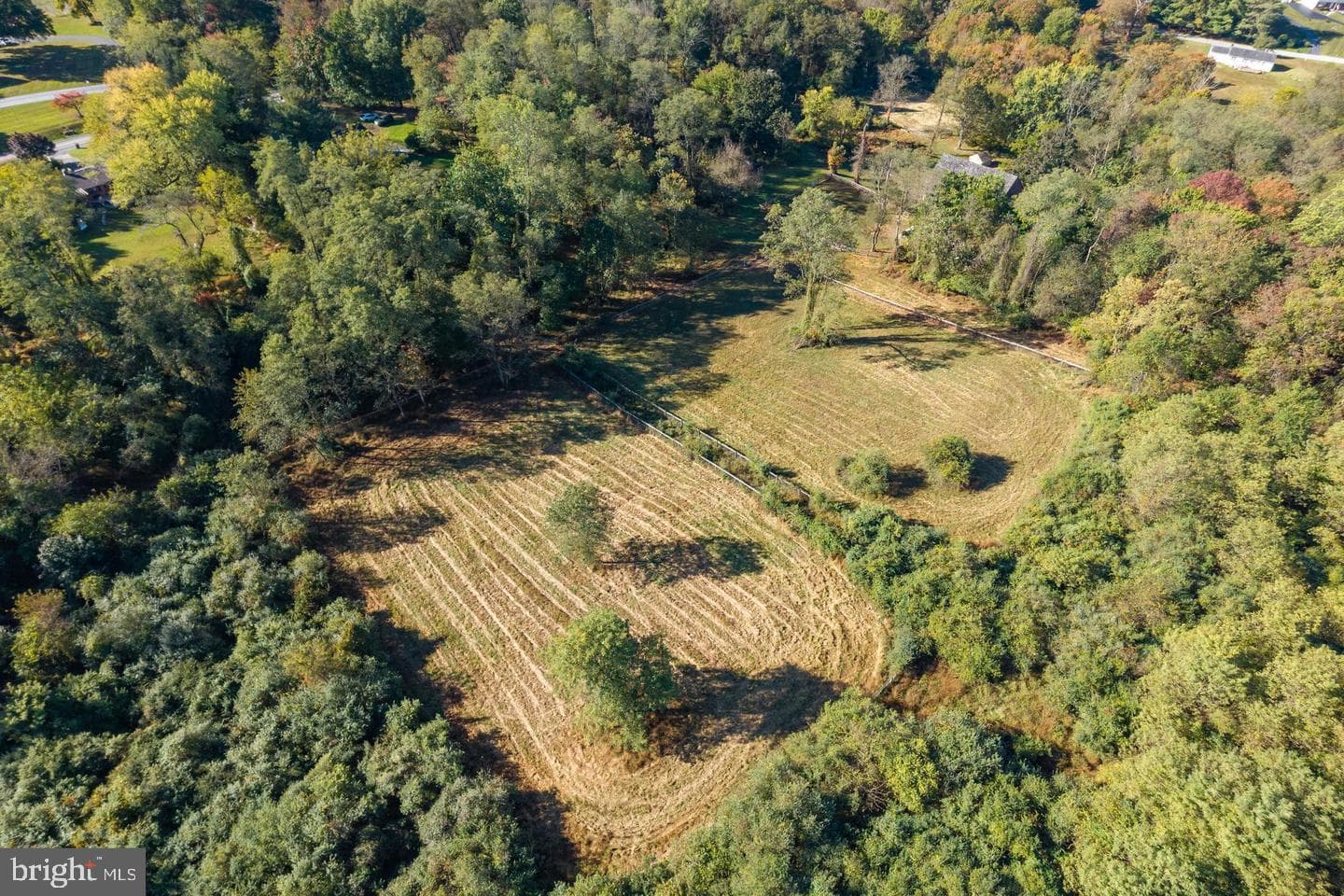 2275 Strasburg Road photo 18