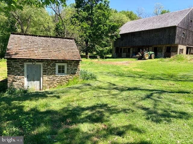 2275 Strasburg Road photo 24