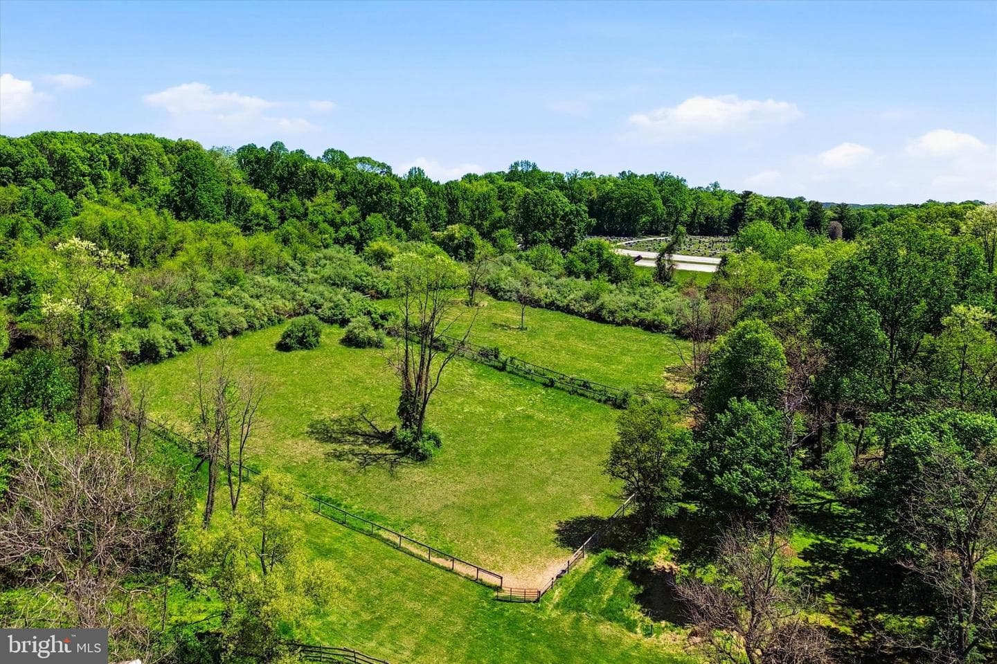 2275 Strasburg Road photo 32