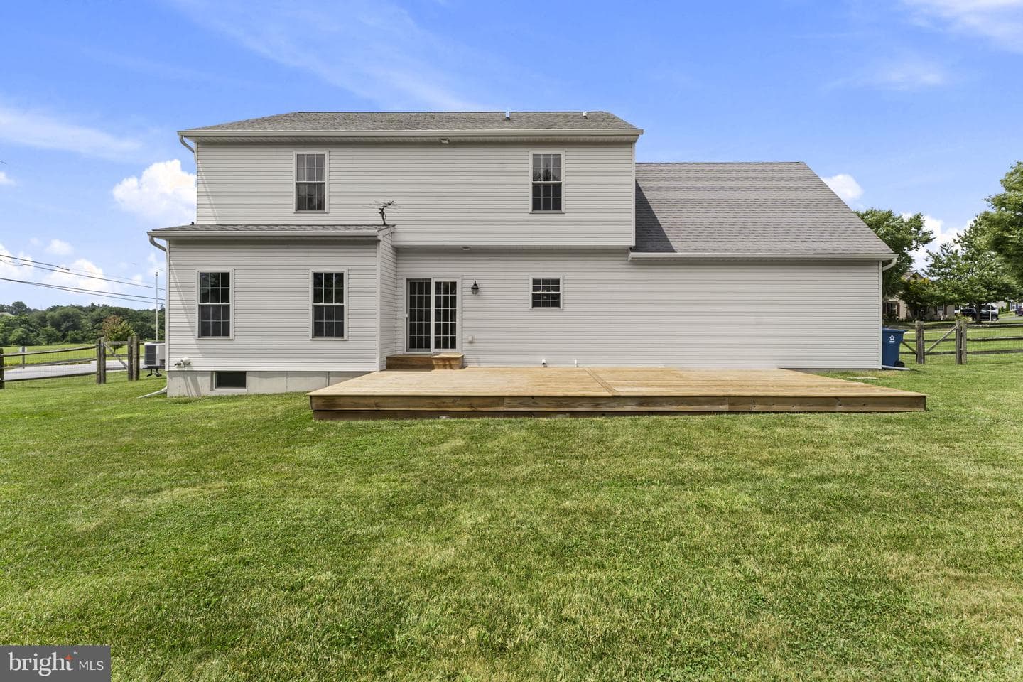 302 Redbud Drive photo 42