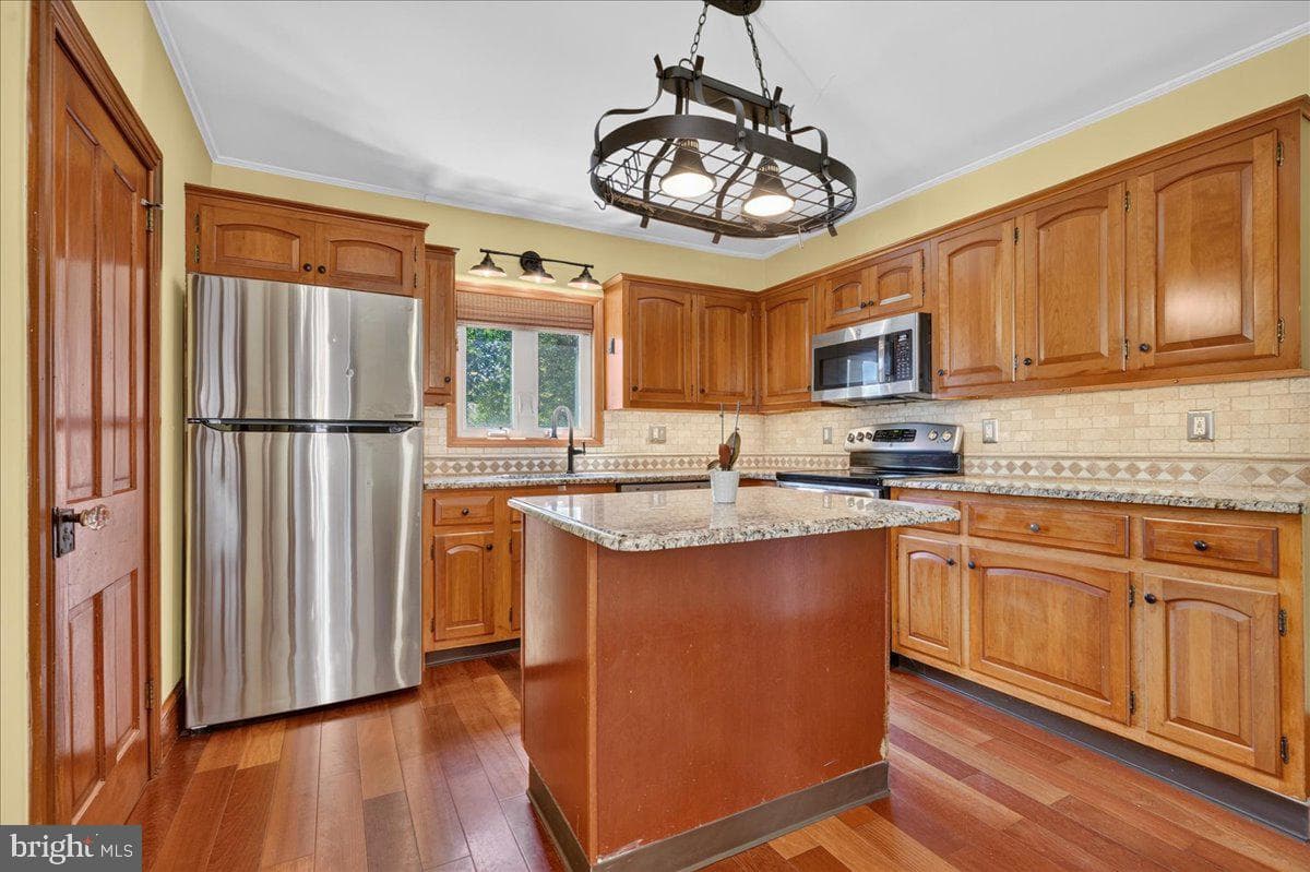 440 Queen Street photo 11