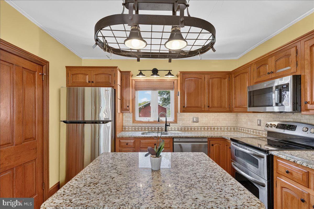 440 Queen Street photo 13