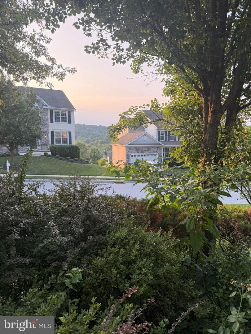 2829 Westerham Road photo 4
