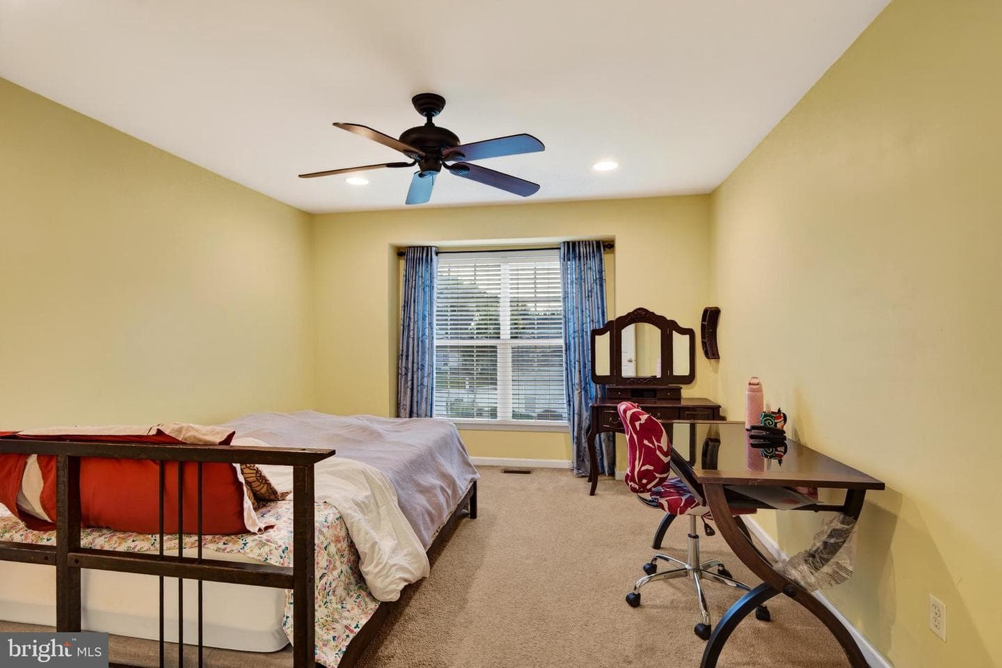 247 Silverbell Court photo 36