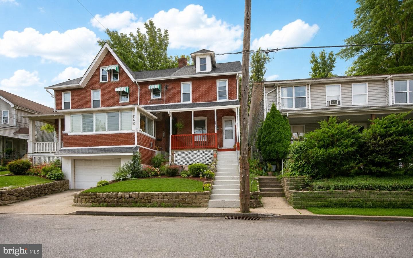605 Coates Street photo 2