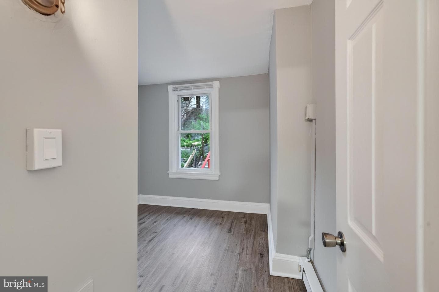 605 Coates Street photo 23