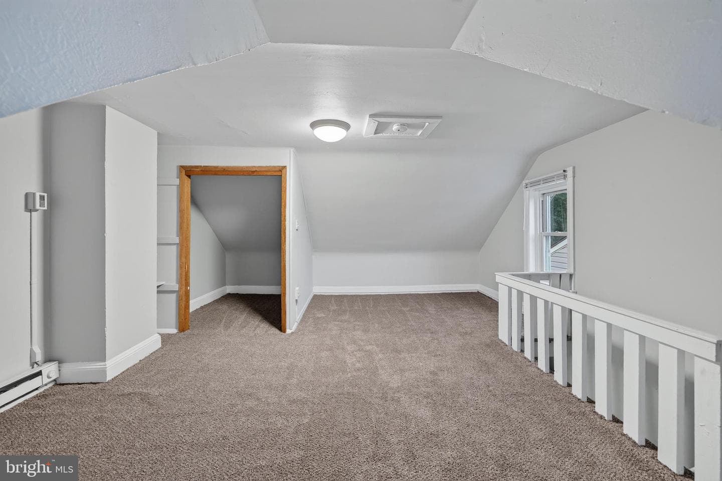 605 Coates Street photo 27