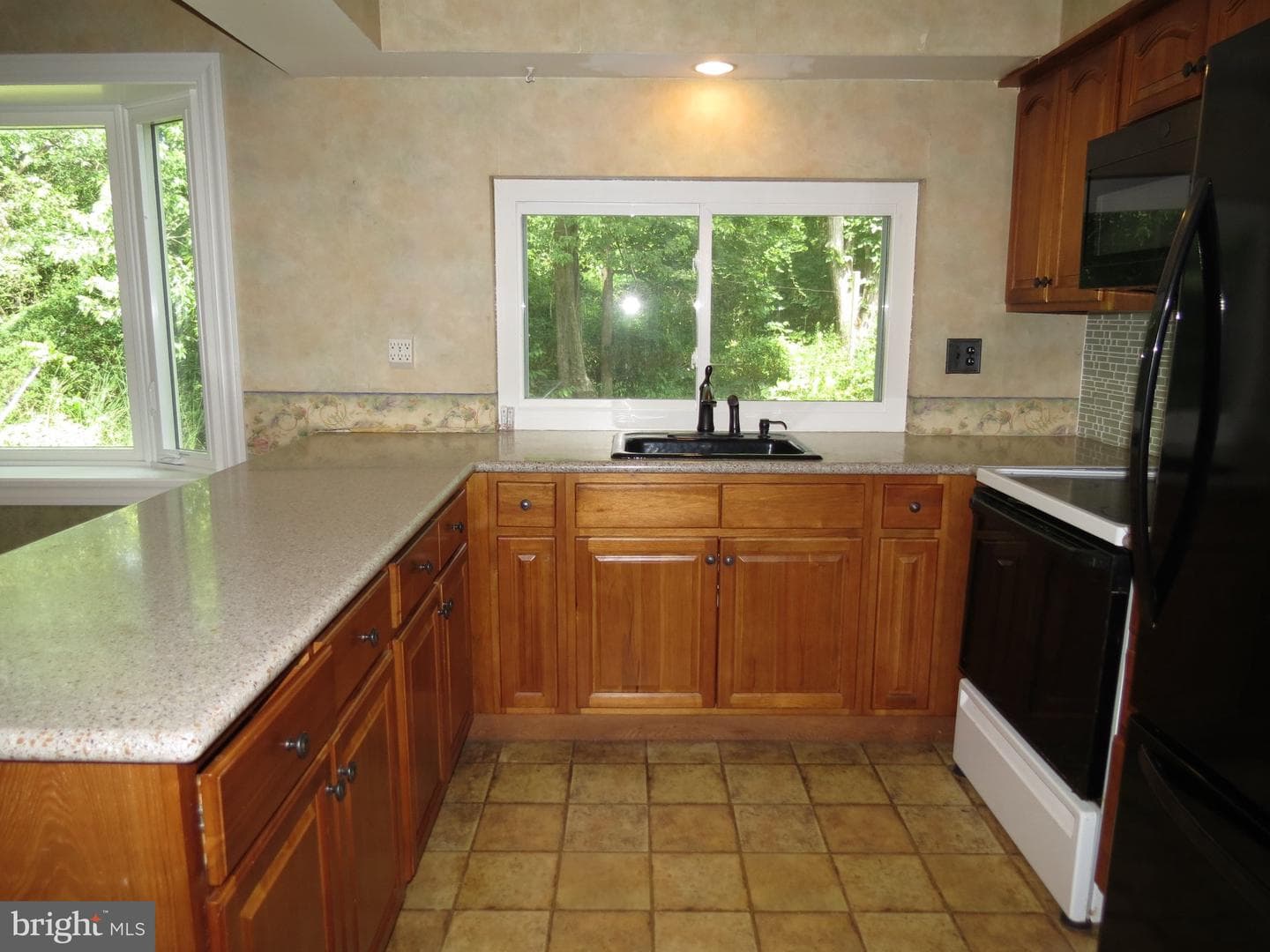 1200 N Manor Road photo 15