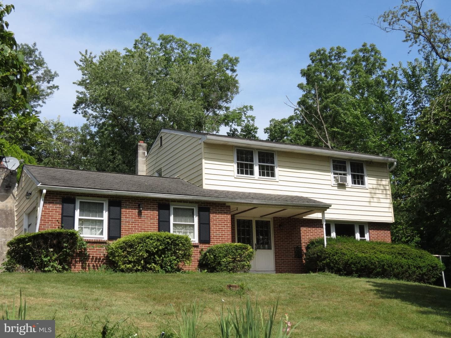 1200 N Manor Road photo 4