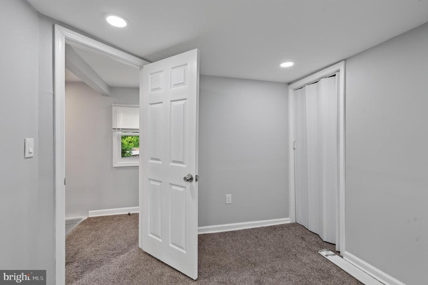 377 Mount Pleasant Street photo 26