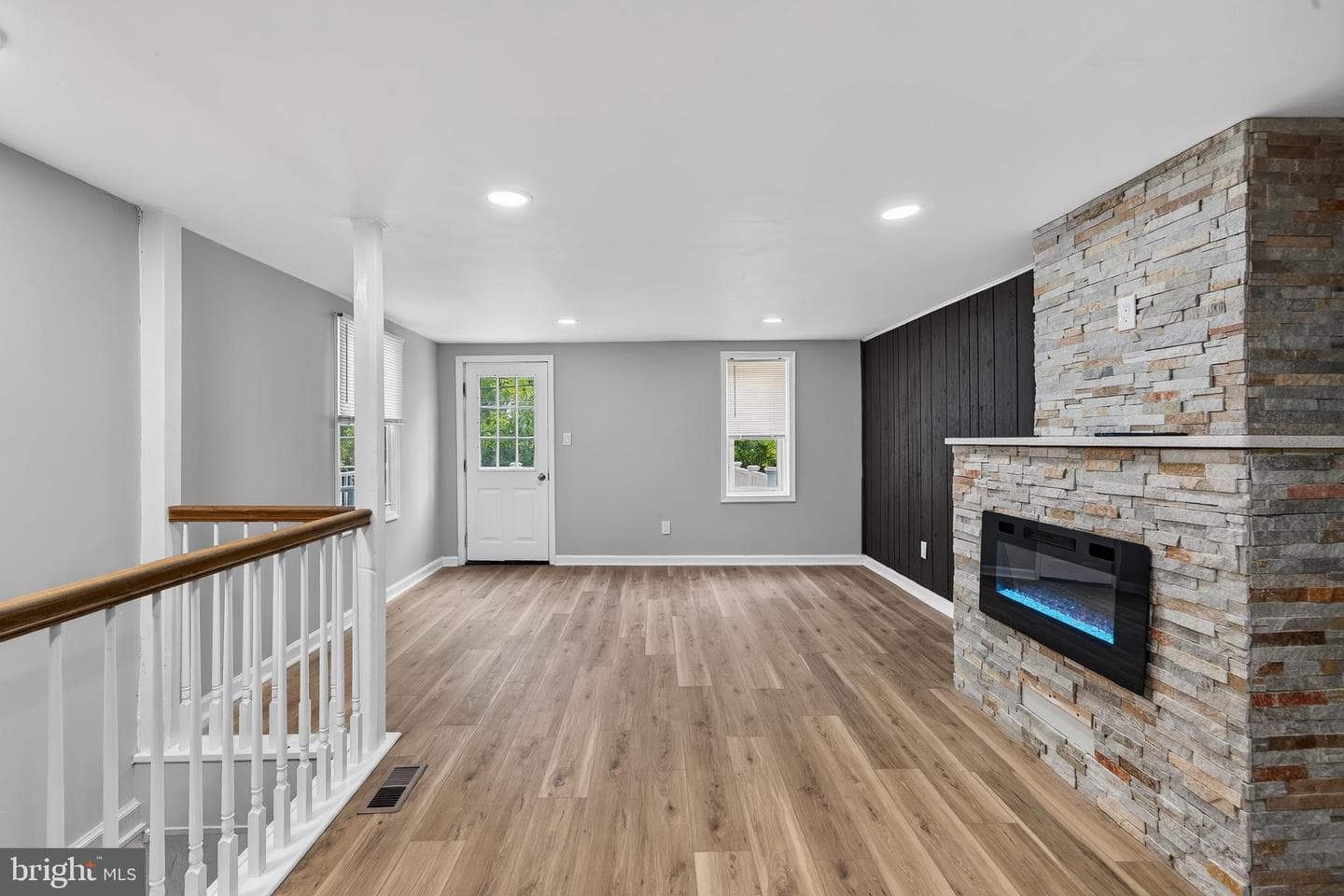 377 Mount Pleasant Street photo 4