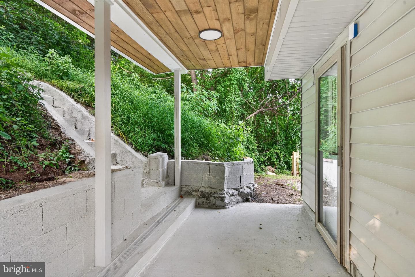 377 Mount Pleasant Street photo 40