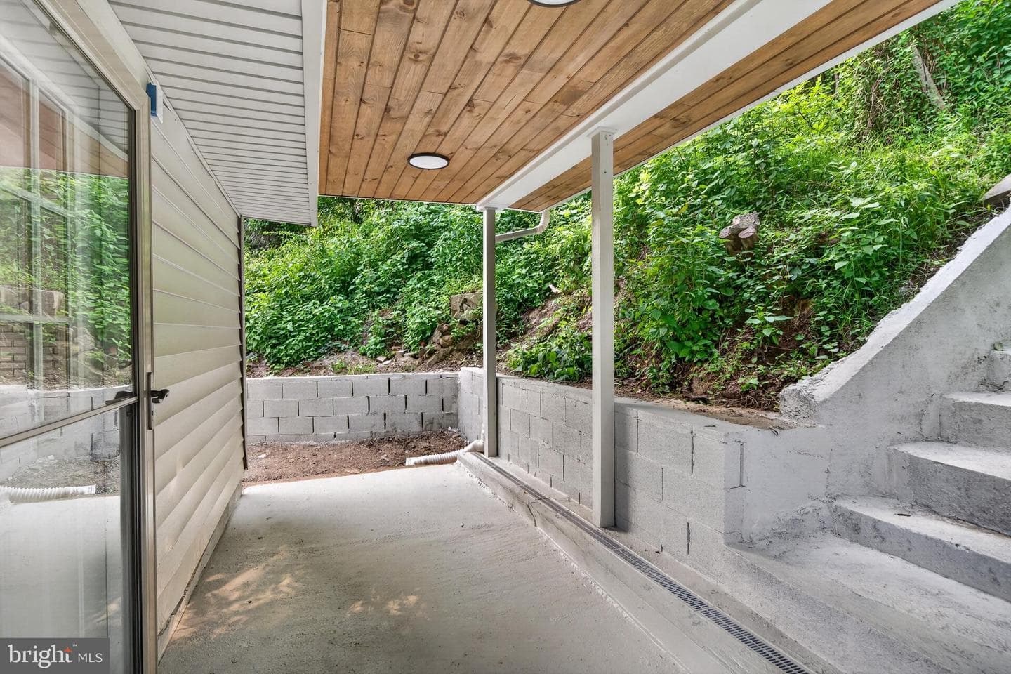 377 Mount Pleasant Street photo 41