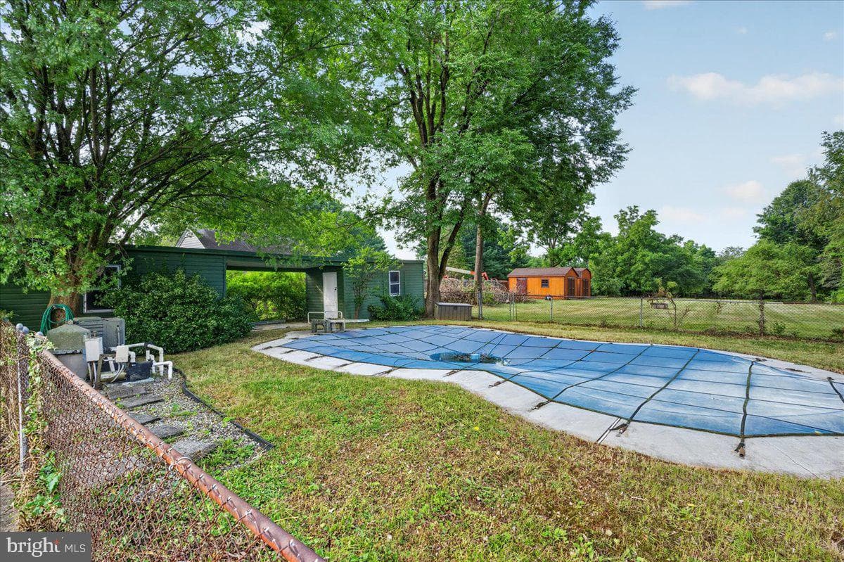 70 Ridge Road photo 35