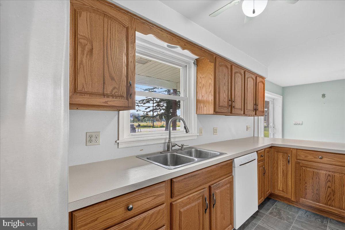 70 Ridge Road photo 8
