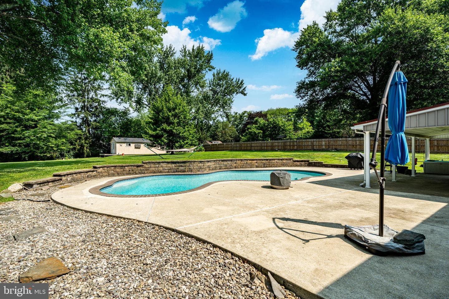 1443 Heather Lane photo 4