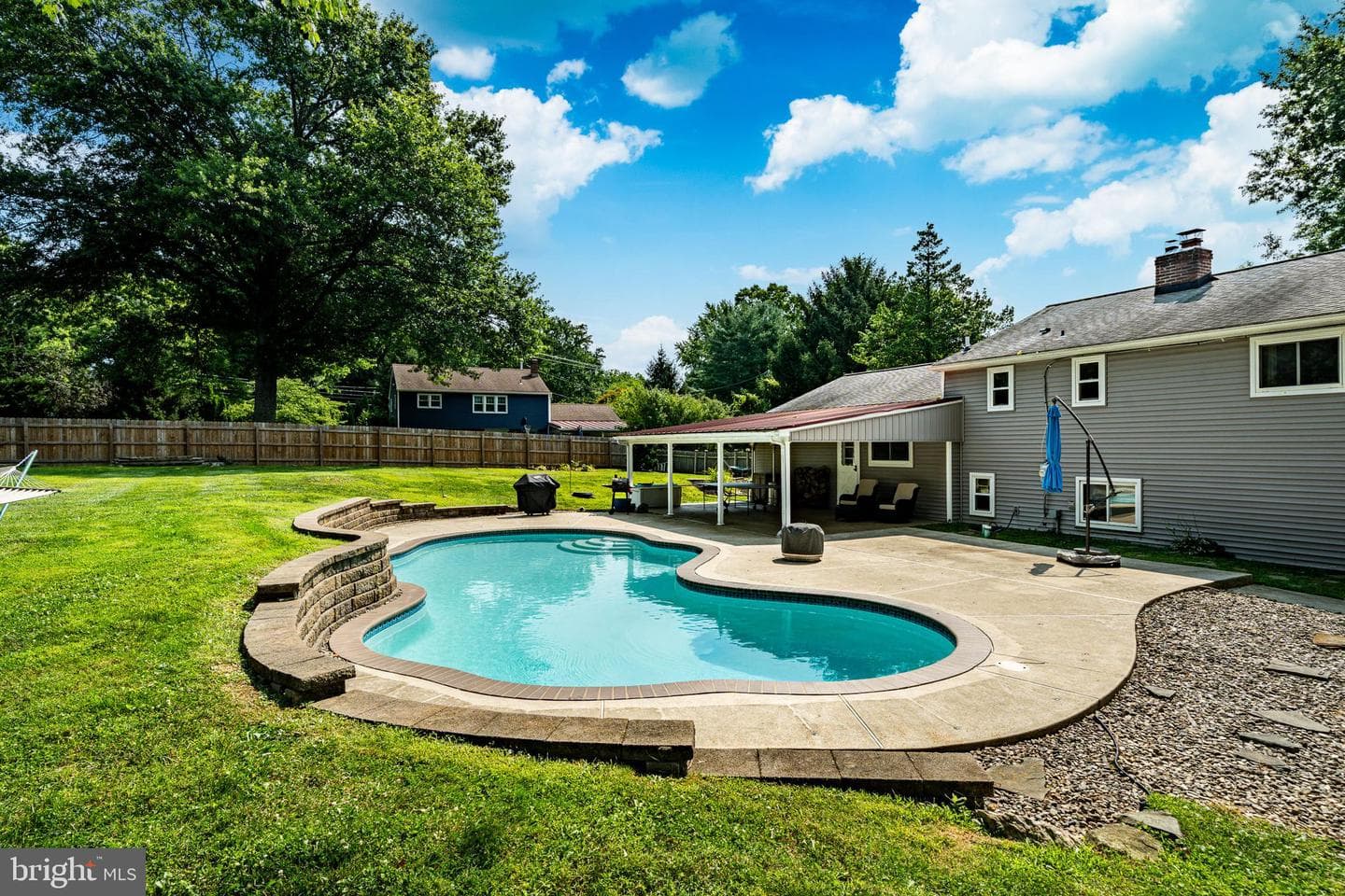 1443 Heather Lane photo 7