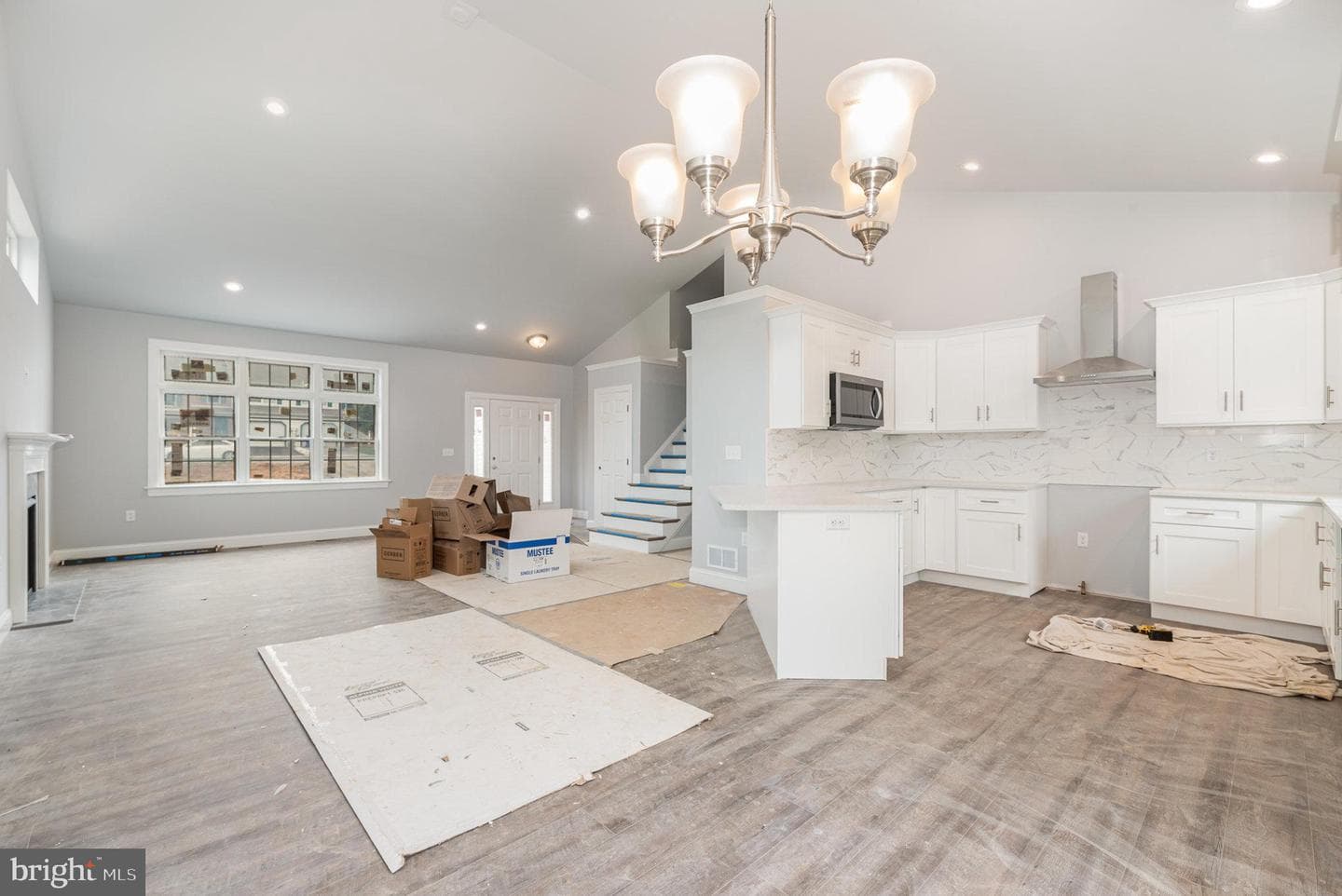 467 Kelker St photo 10