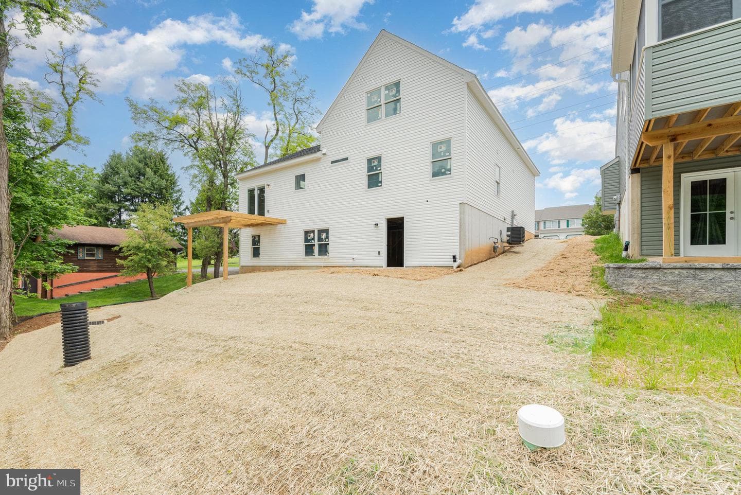 467 Kelker St photo 30