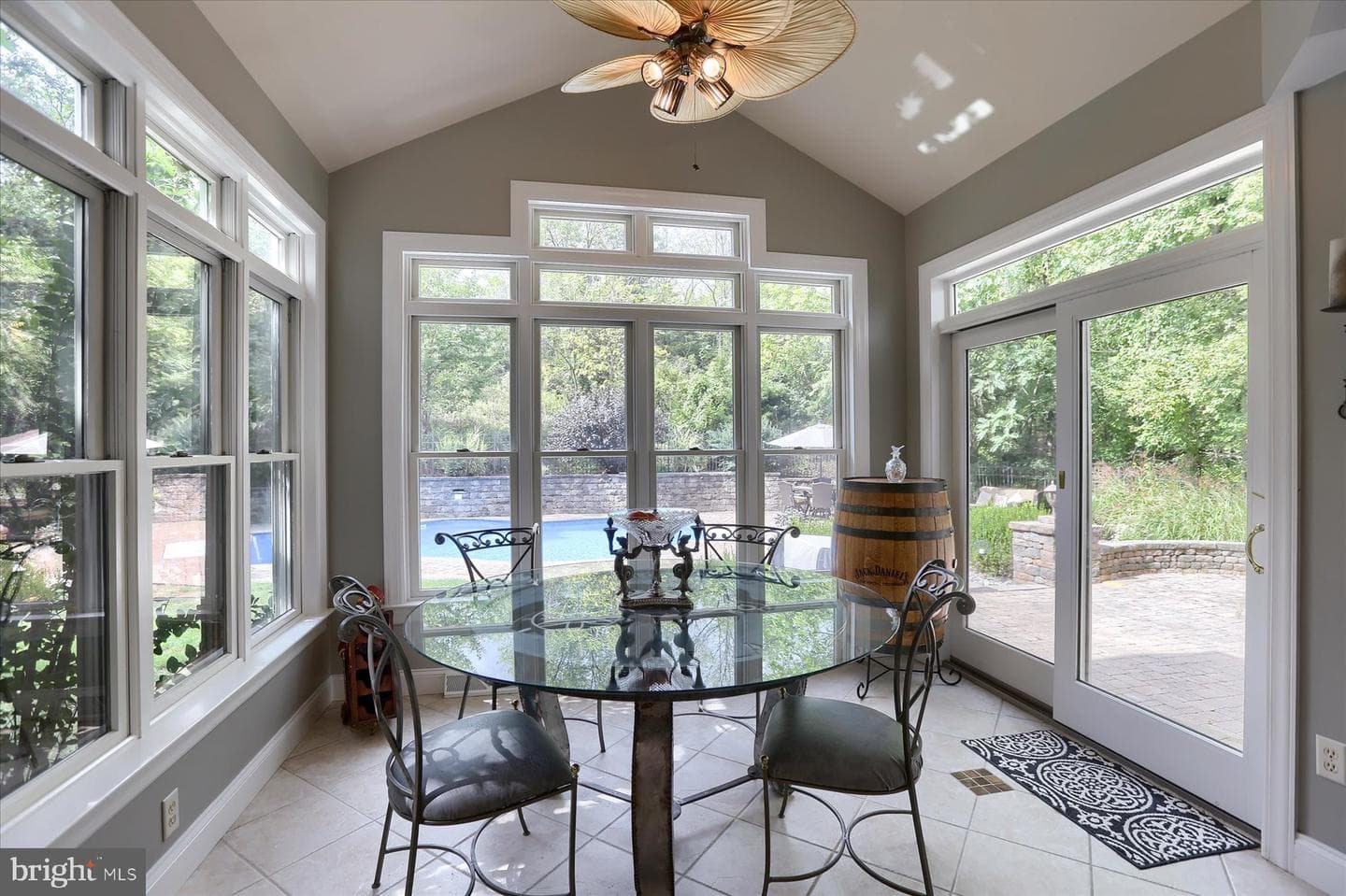8 Beechwood Lane photo 12